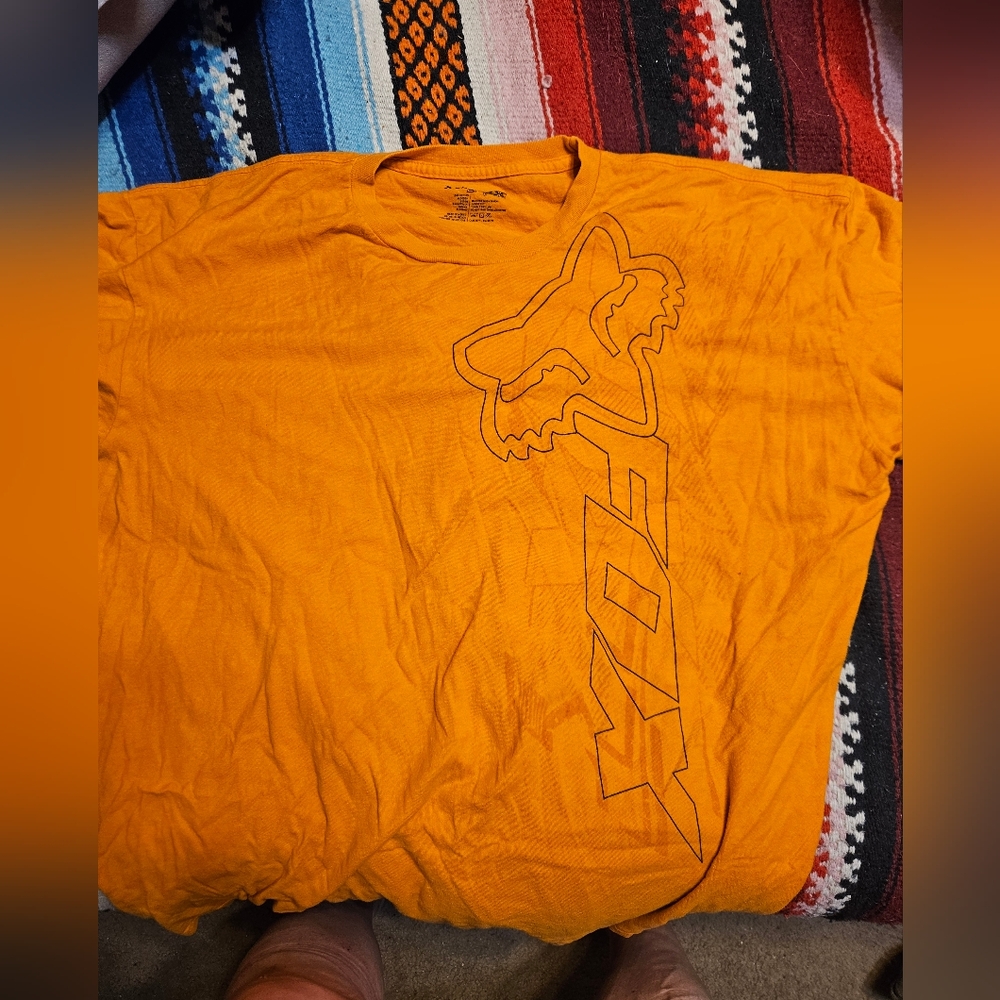 Fox Racing Tee thin line logo vertical image